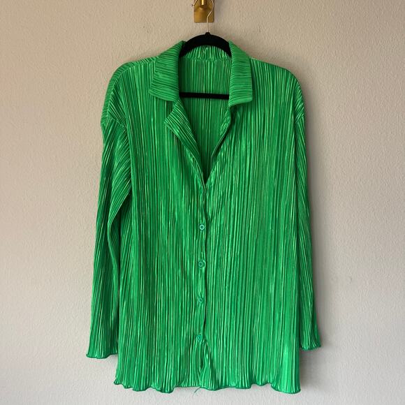 Green Pleated Matching Set Size Medium - Picture 3 of 6